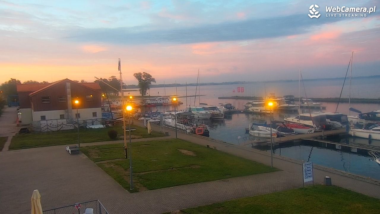 Giżycko - widok na marinę i molo - 18 czerwiec 2026, 03:57