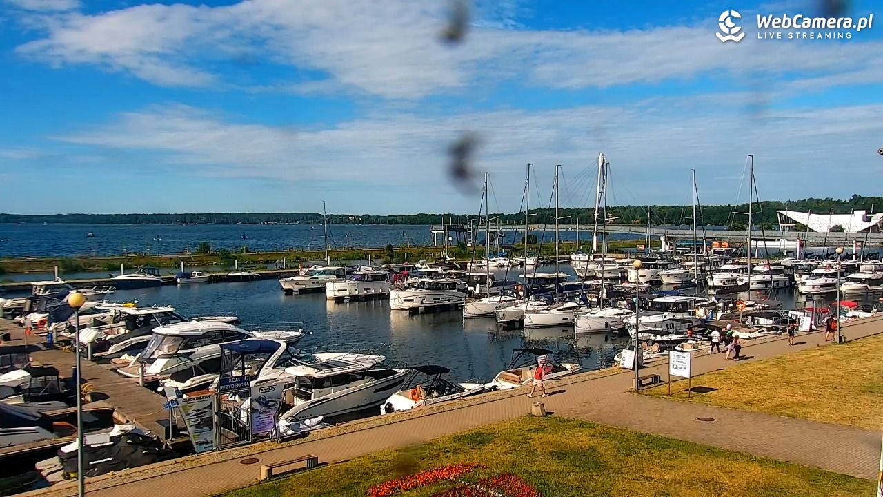 Giżycko - widok na marinę i molo - 05 lipiec 2025, 08:46