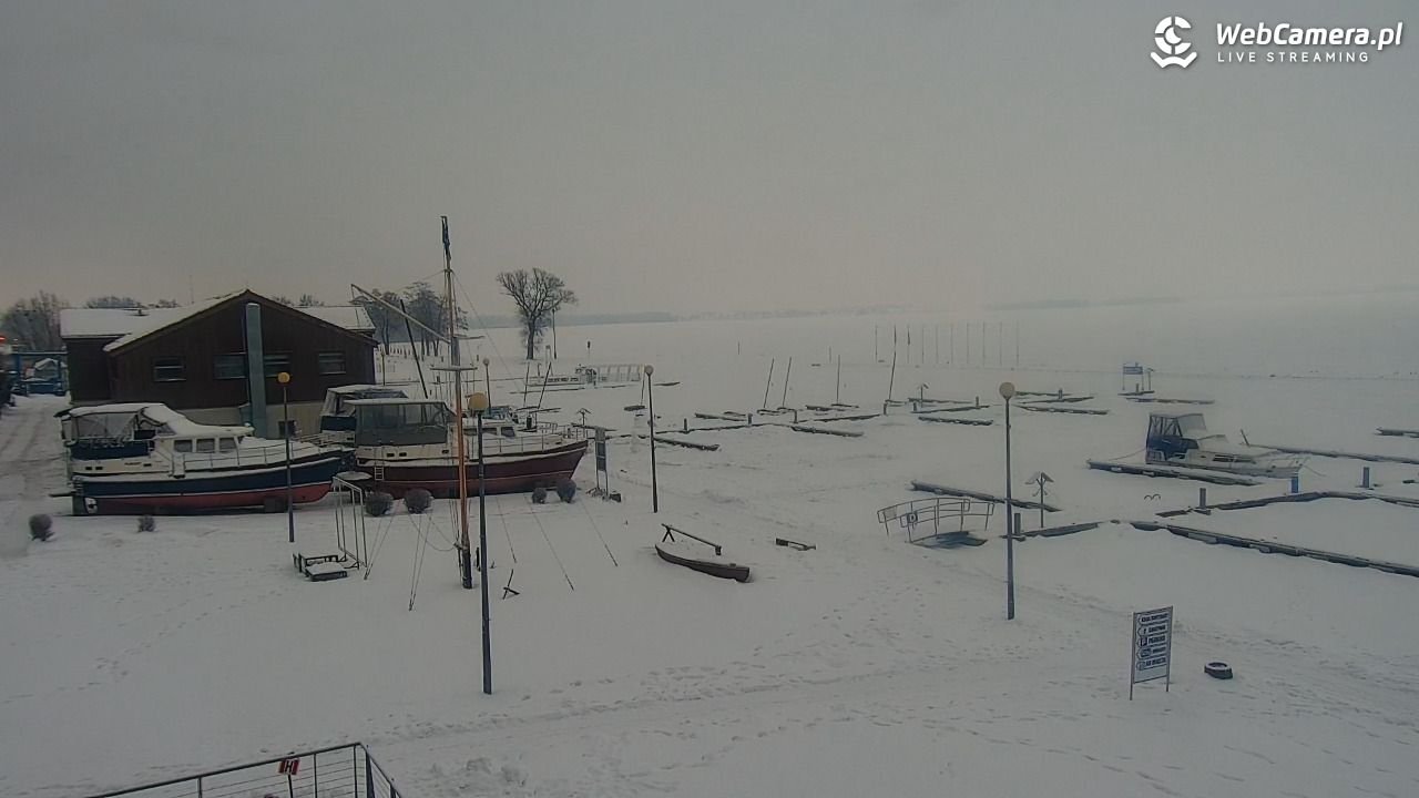 Giżycko - widok na marinę i molo - 28 styczeń 2026, 07:45