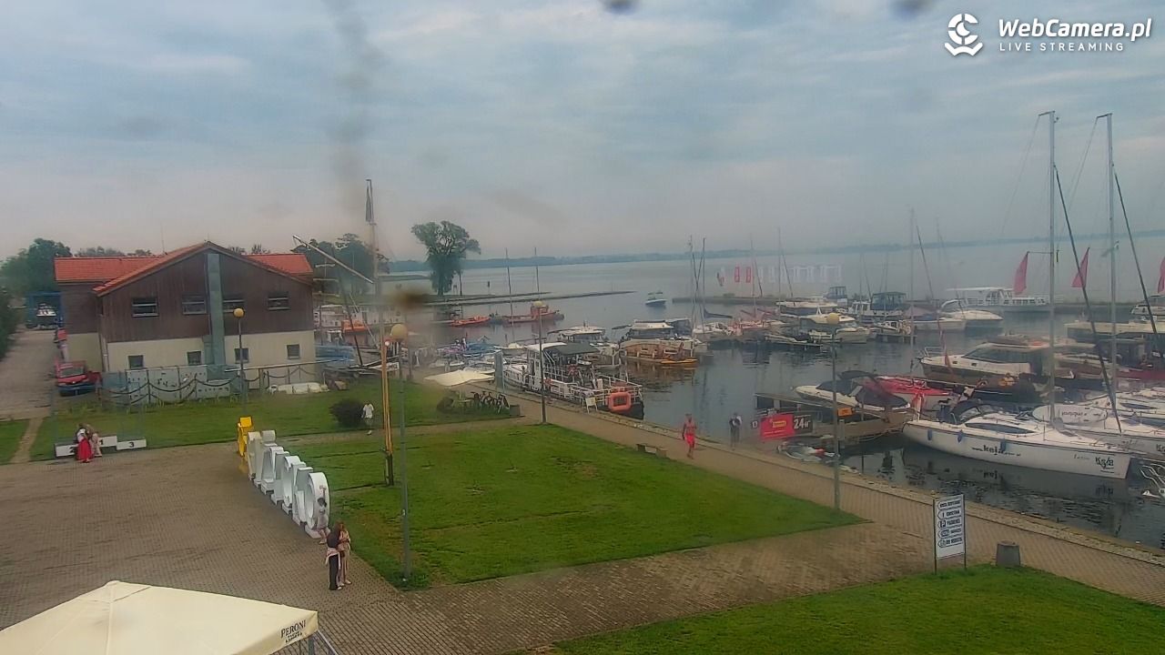 Giżycko - widok na marinę i molo - 01 sierpień 2026, 17:12