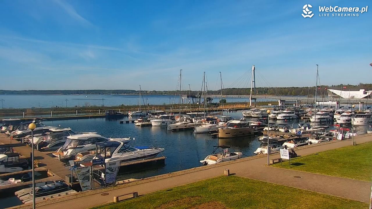 Giżycko - widok na marinę i molo - 03 maj 2026, 08:34