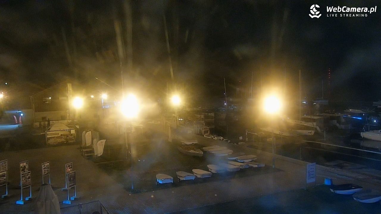 Giżycko - widok na marinę i molo - 04 wresień 2025, 22:24