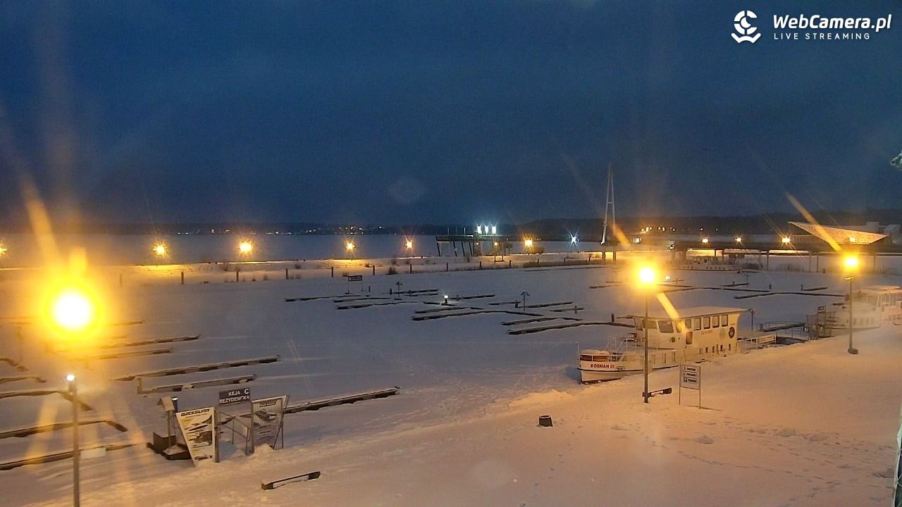 Giżycko - widok na marinę i molo - 28 styczeń 2026, 16:49