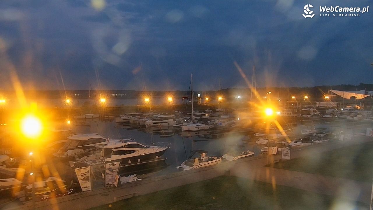 Giżycko - widok na marinę i molo - 06 sierpień 2026, 04:13