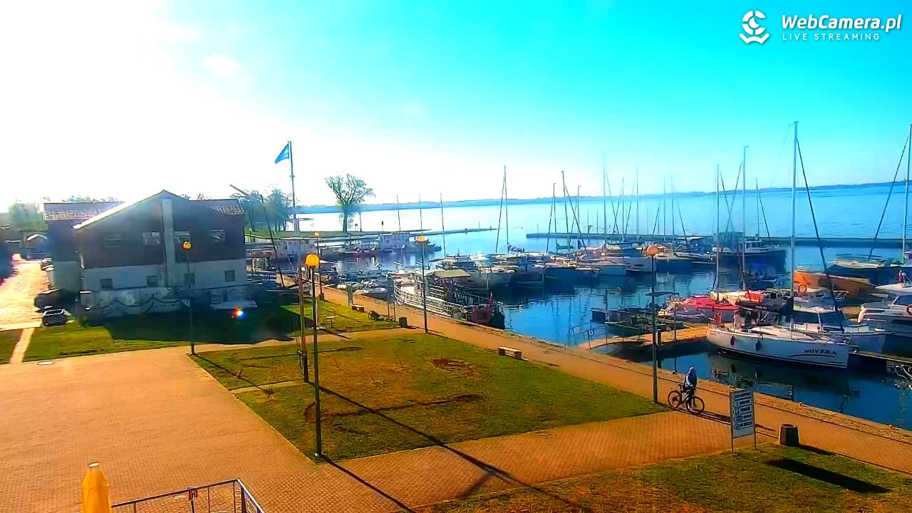 Giżycko - widok na marinę i molo - 03 maj 2026, 08:02