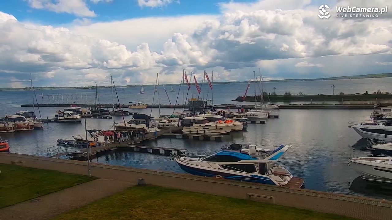 Giżycko - widok na marinę i molo - 15 maj 2025, 14:29