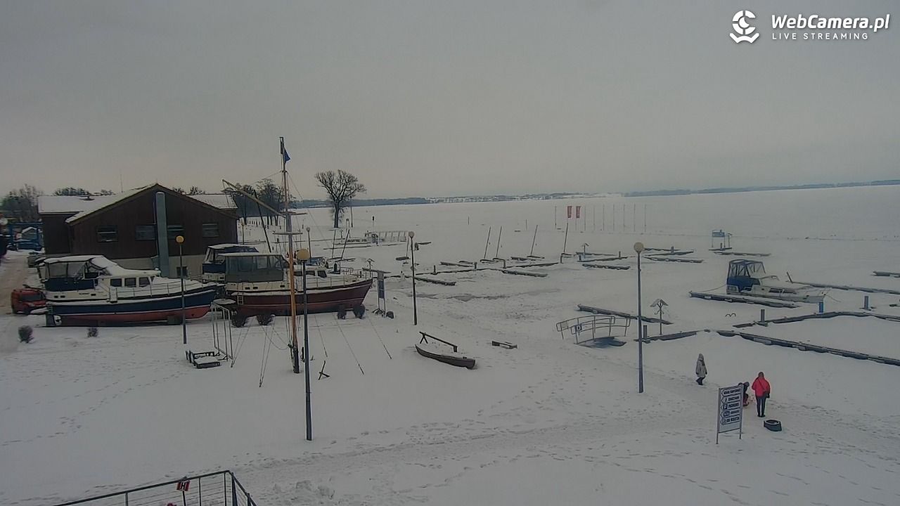 Giżycko - widok na marinę i molo - 29 styczeń 2026, 14:13