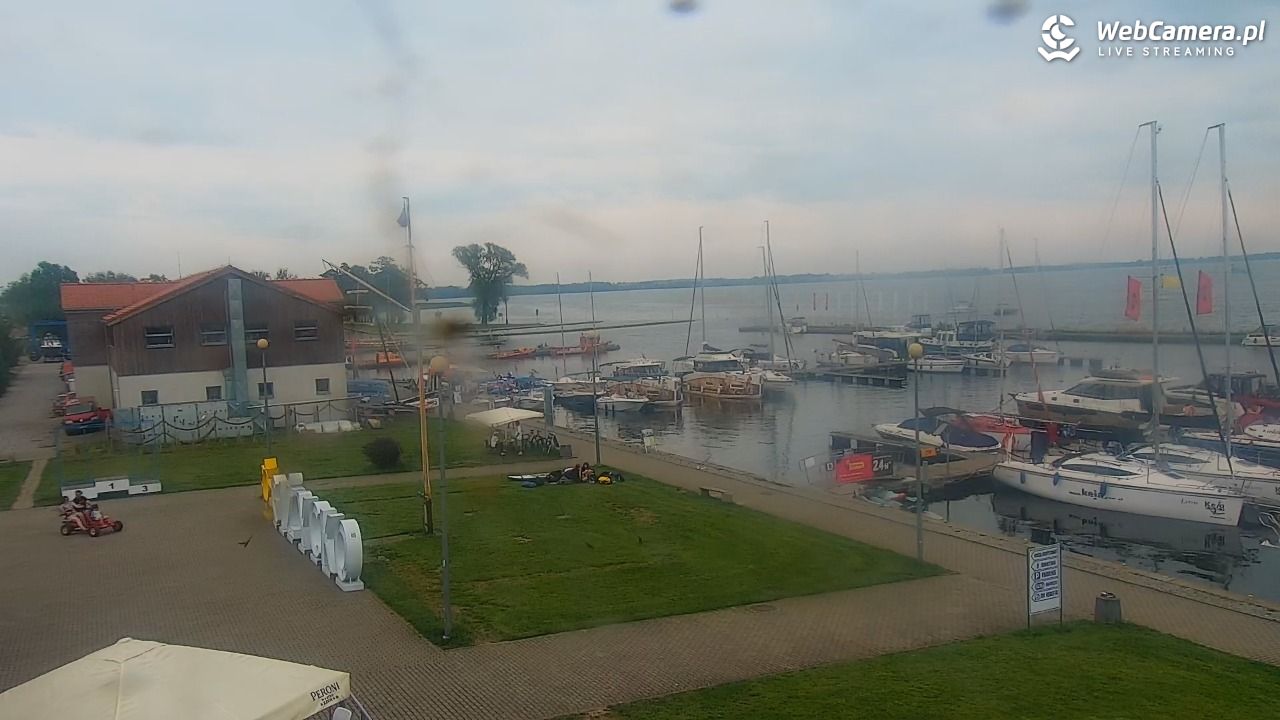 Giżycko - widok na marinę i molo - 01 sierpień 2026, 13:08