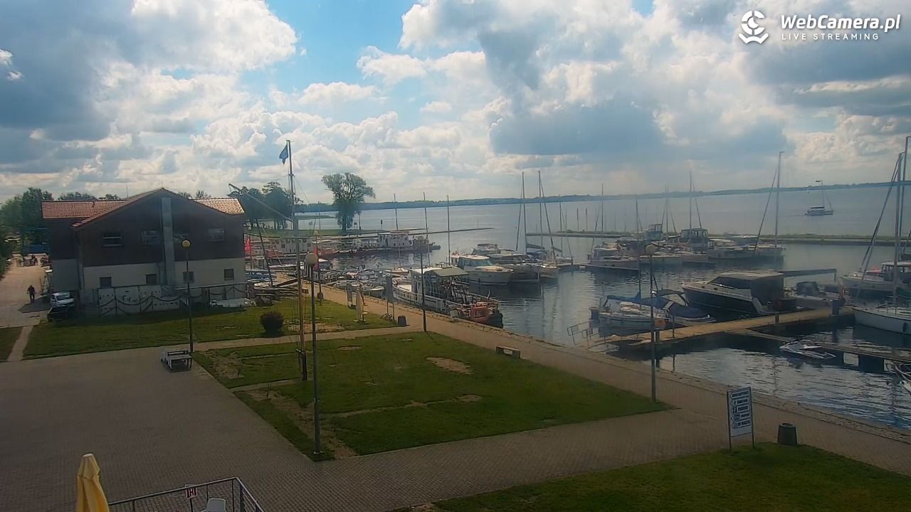 Giżycko - widok na marinę i molo - 19 czerwiec 2026, 10:01