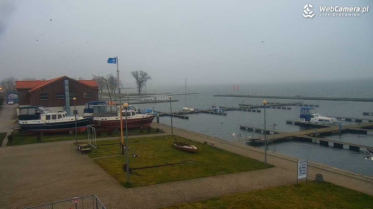 Giżycko - widok na marinę i molo - 16 grudzień 2025, 07:36