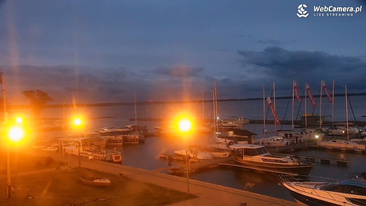Giżycko - widok na marinę i molo - 15 maj 2025, 21:11