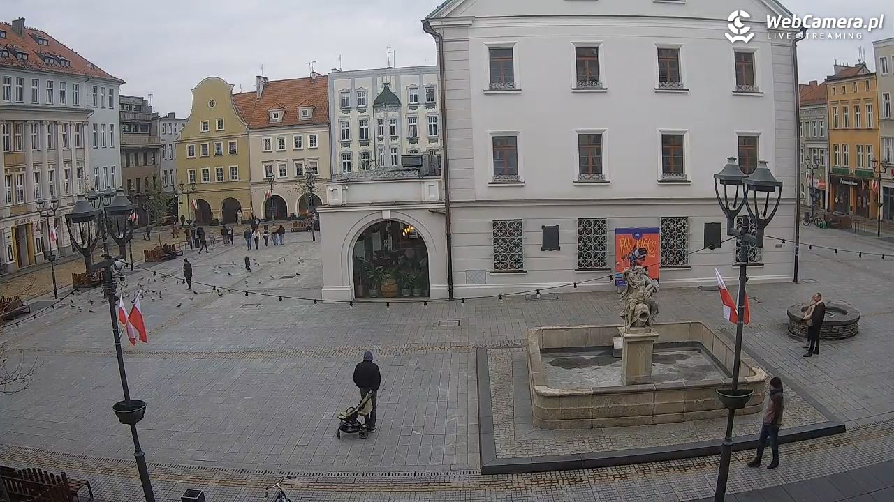GLIWICE - widok na Rynek - 11 listopad 2025, 13:01