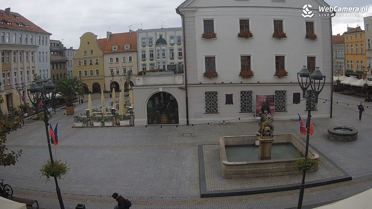 GLIWICE - widok na Rynek - 27 wresień 2025, 10:53