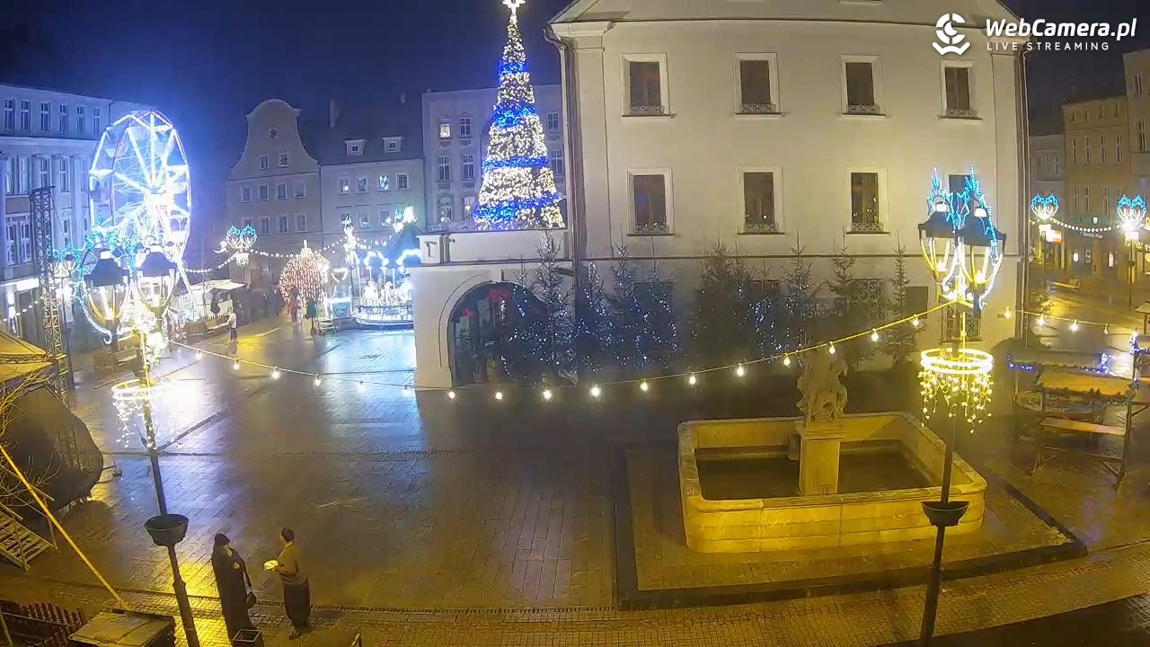 GLIWICE - widok na Rynek - 27 grudzień 2025, 16:31