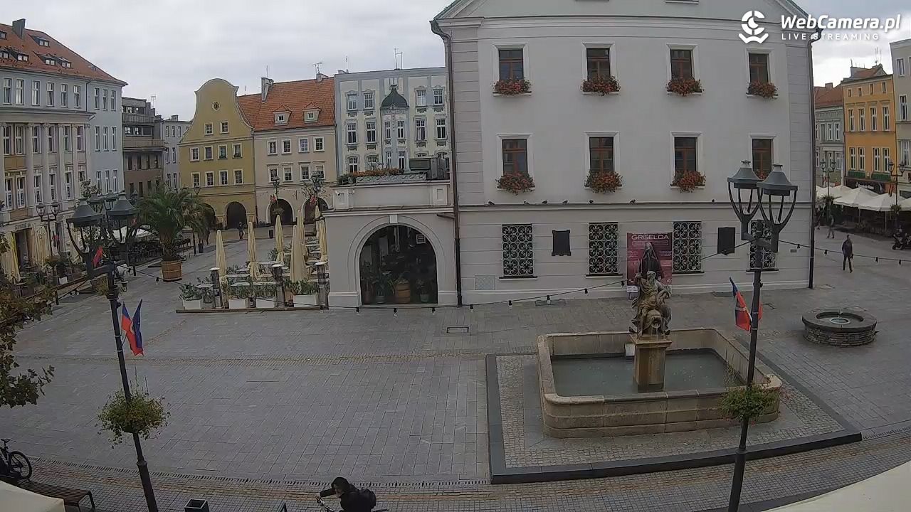 GLIWICE - widok na Rynek - 27 wresień 2025, 10:53