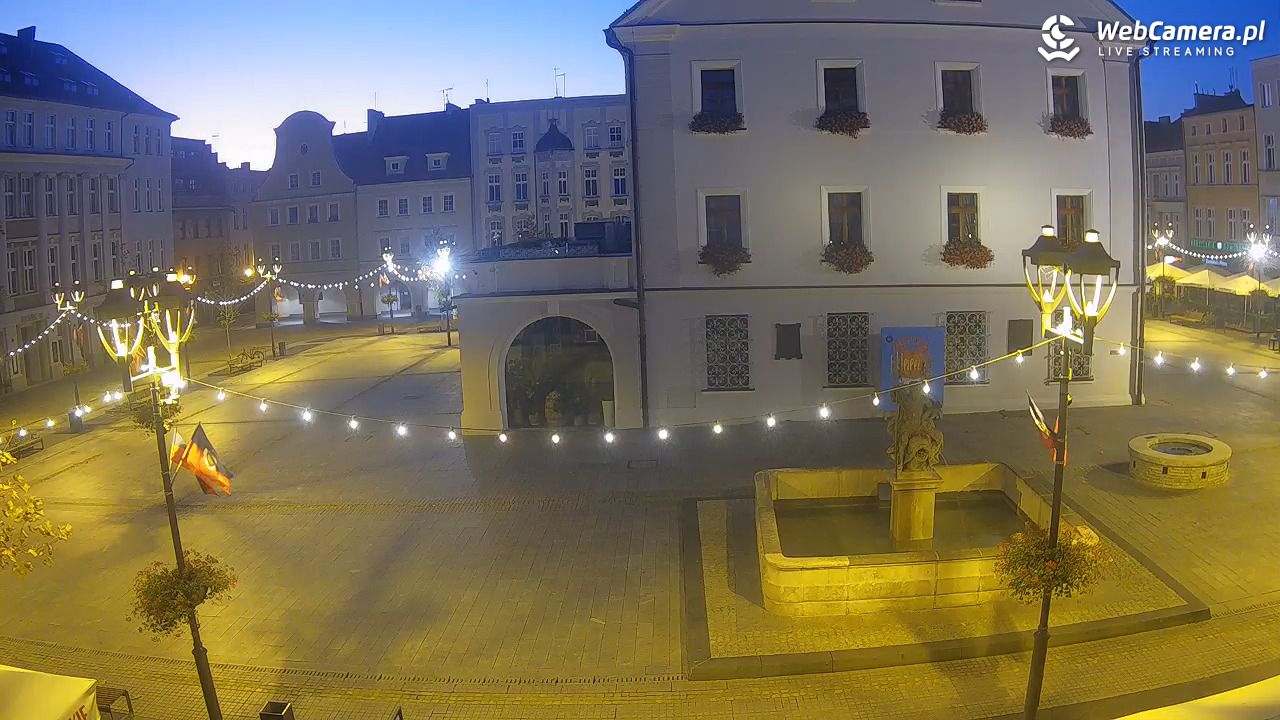 GLIWICE - widok na Rynek - 21 październik 2026, 04:47