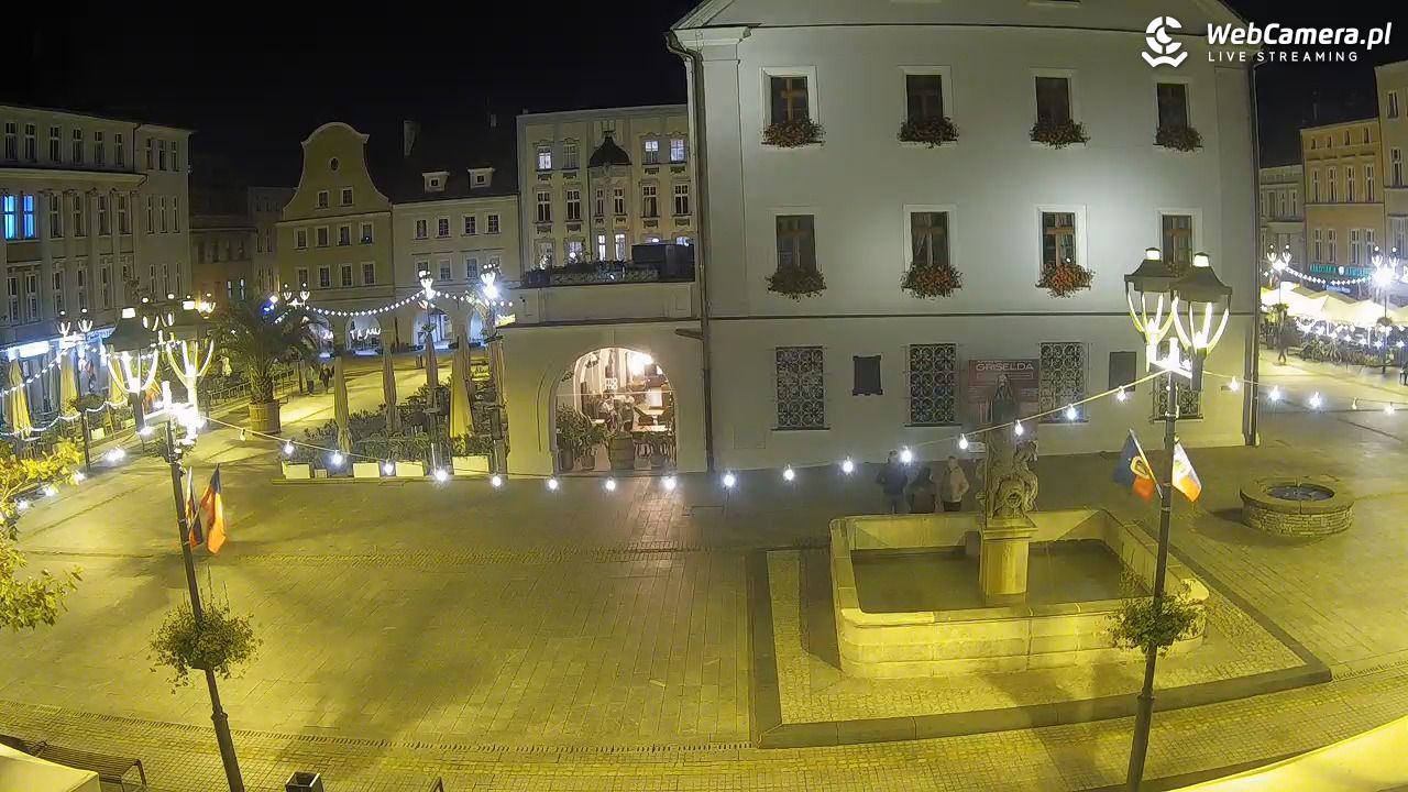 GLIWICE - widok na Rynek - 26 wresień 2025, 19:54