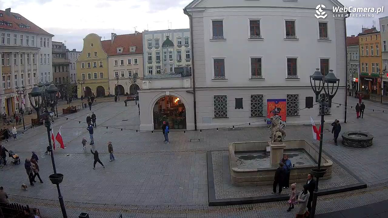 GLIWICE - widok na Rynek - 11 listopad 2025, 15:53