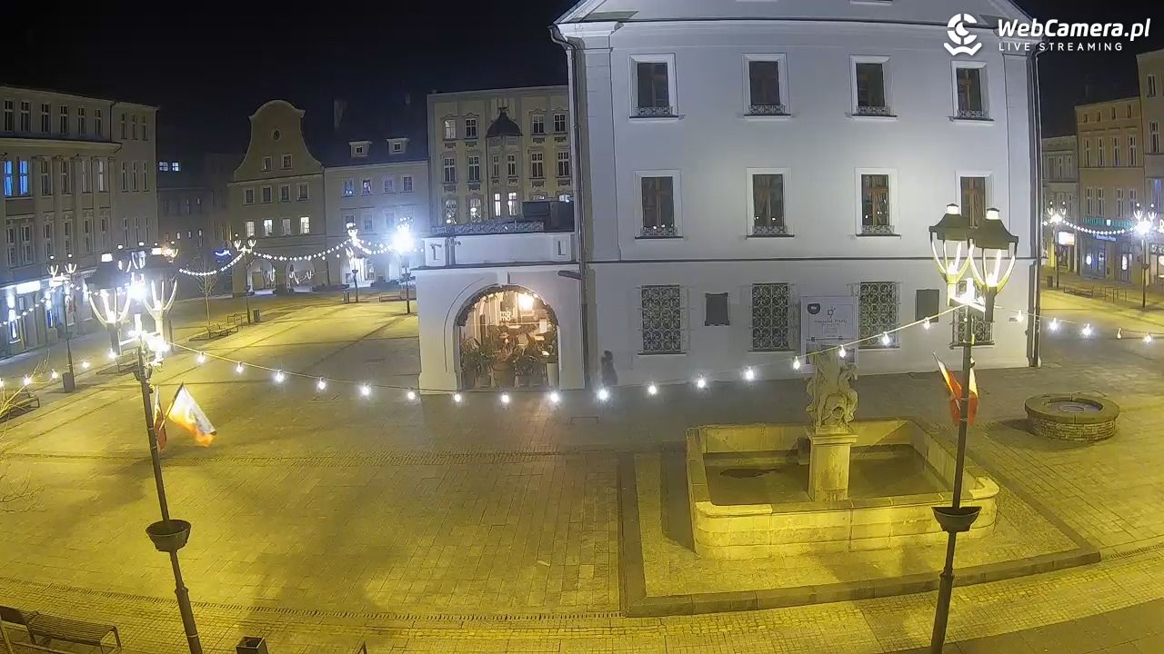 GLIWICE - widok na Rynek - 09 luty 2026, 20:04