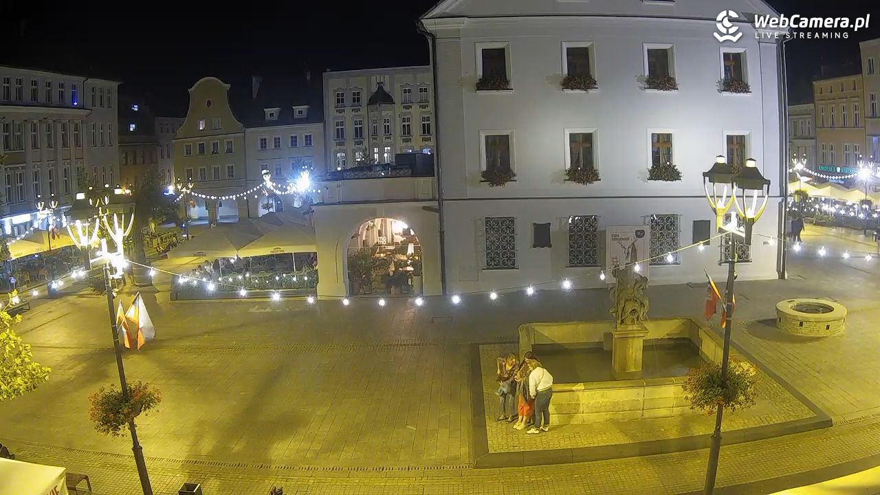 GLIWICE - widok na Rynek - 04 wresień 2026, 21:37