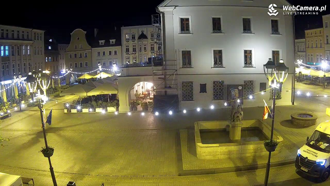 GLIWICE - widok na Rynek - 14 maj 2025, 22:22