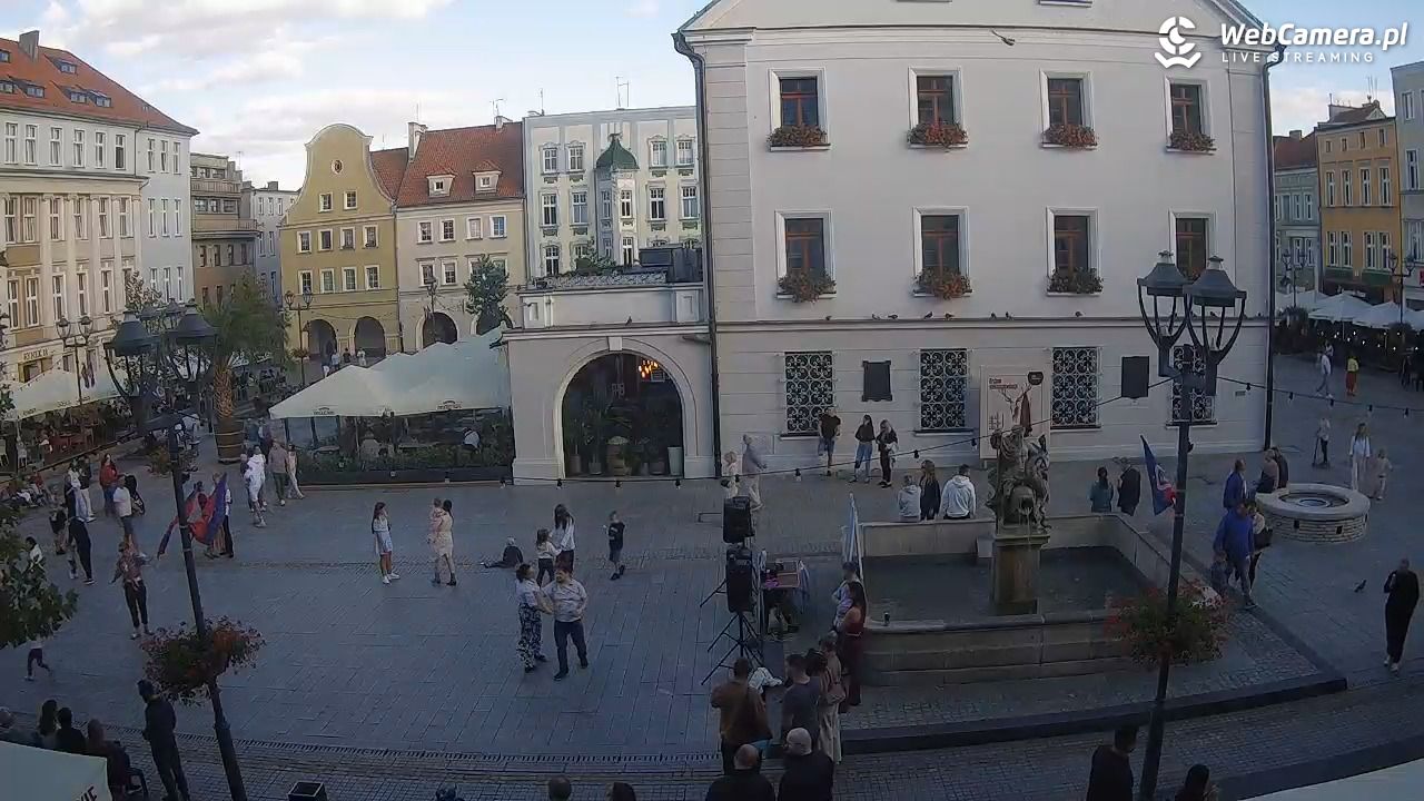 GLIWICE - widok na Rynek - 06 wresień 2026, 17:37