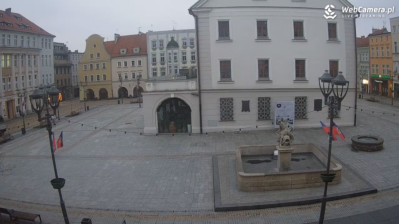 GLIWICE - widok na Rynek - 09 luty 2026, 07:00