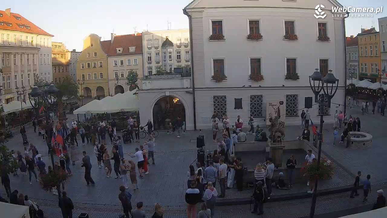 GLIWICE - widok na Rynek - 06 wresień 2026, 18:56