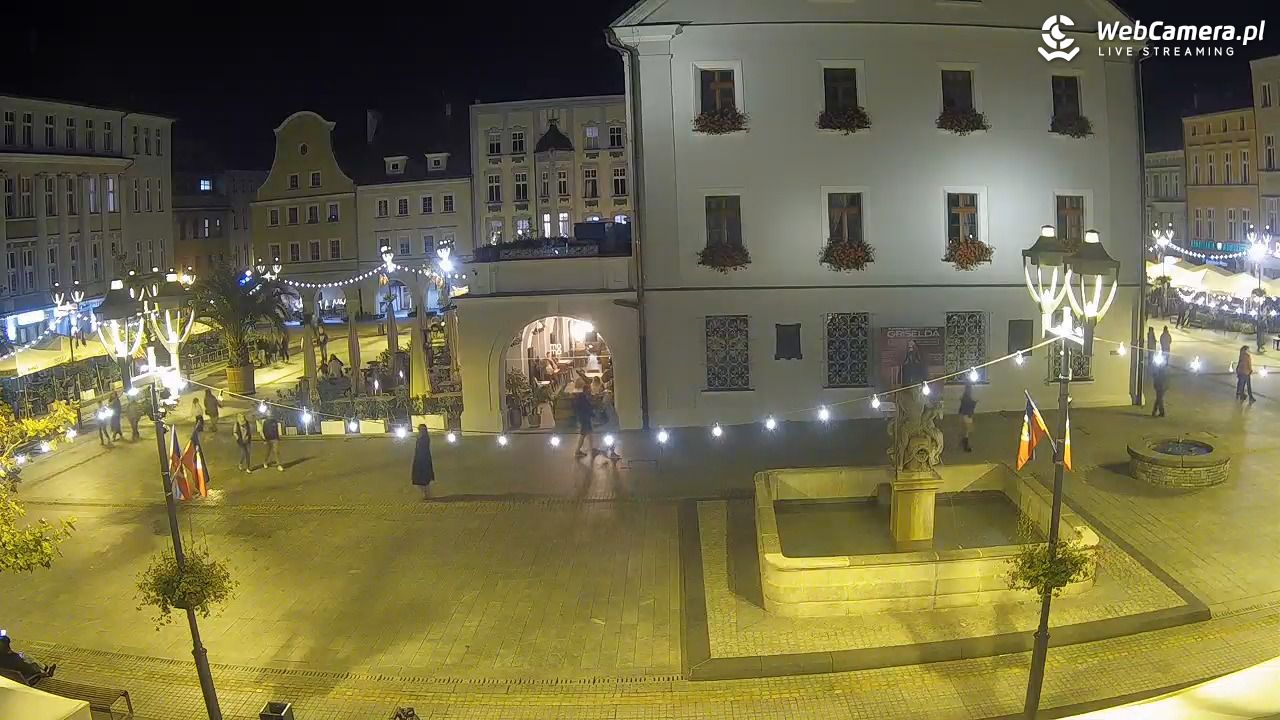 GLIWICE - widok na Rynek - 27 wresień 2025, 20:04