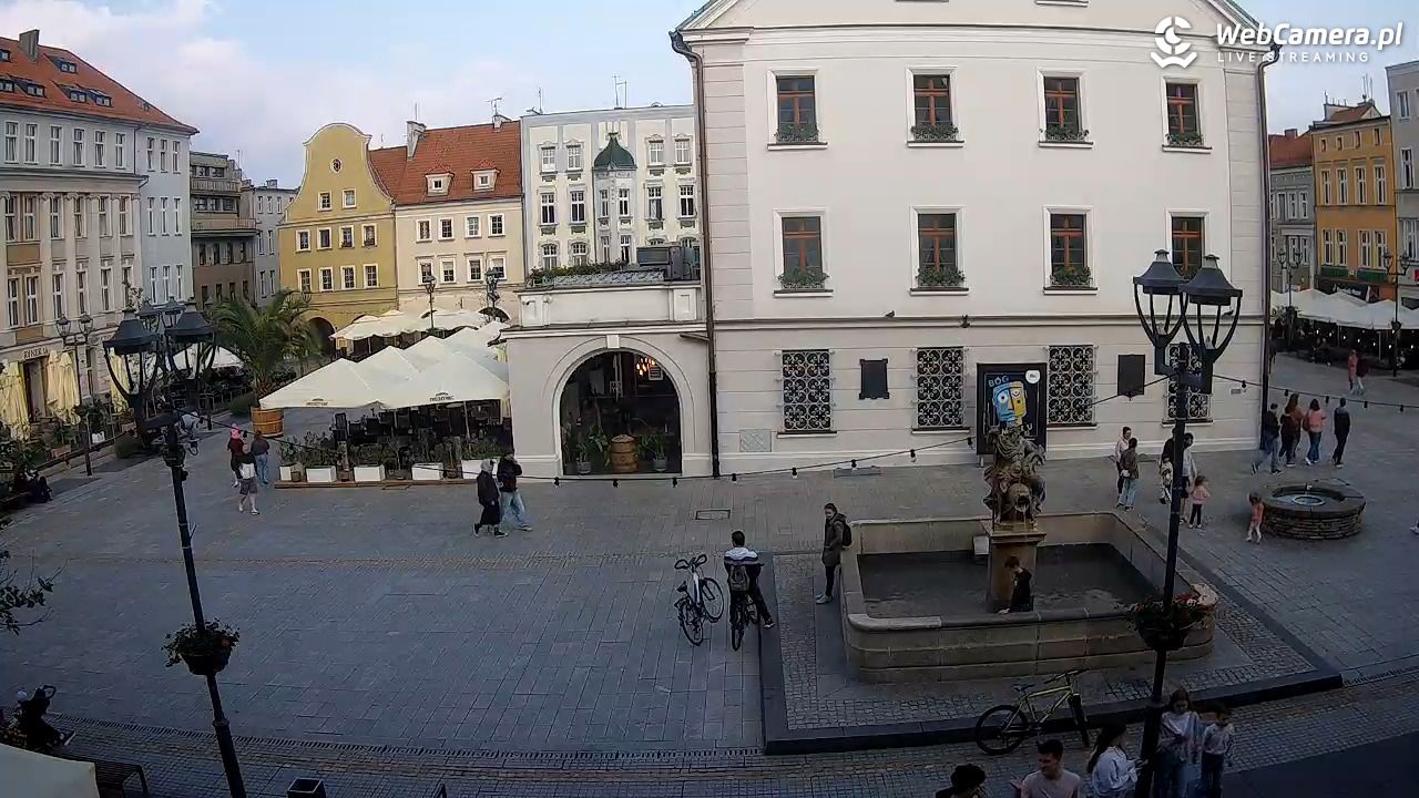 GLIWICE - widok na Rynek - 08 czerwiec 2025, 19:16