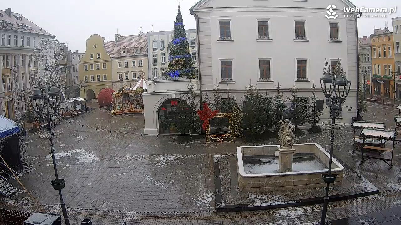 GLIWICE - widok na Rynek - 27 grudzień 2025, 10:27