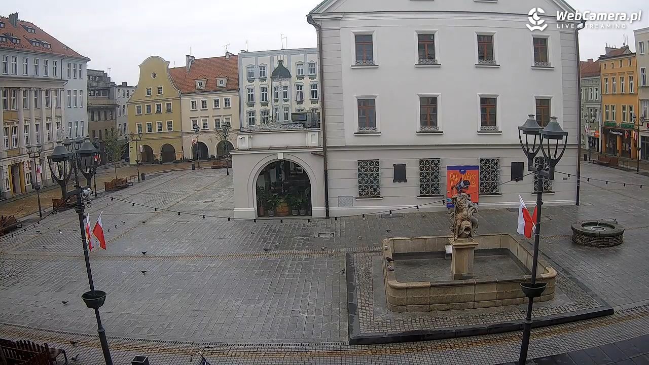 GLIWICE - widok na Rynek - 11 listopad 2025, 08:41