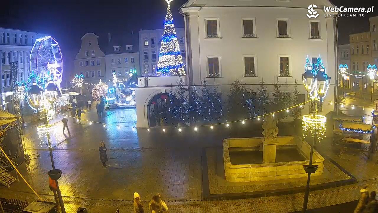 GLIWICE - widok na Rynek - 27 grudzień 2025, 17:00