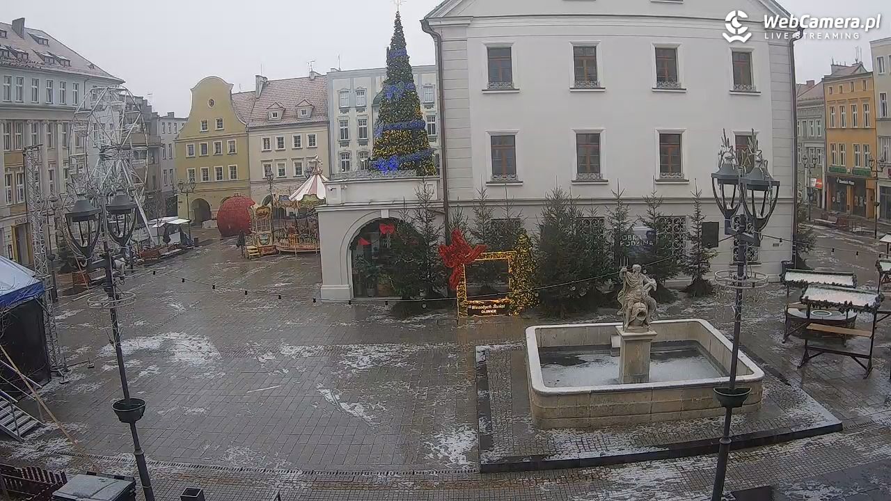 GLIWICE - widok na Rynek - 27 grudzień 2025, 09:33