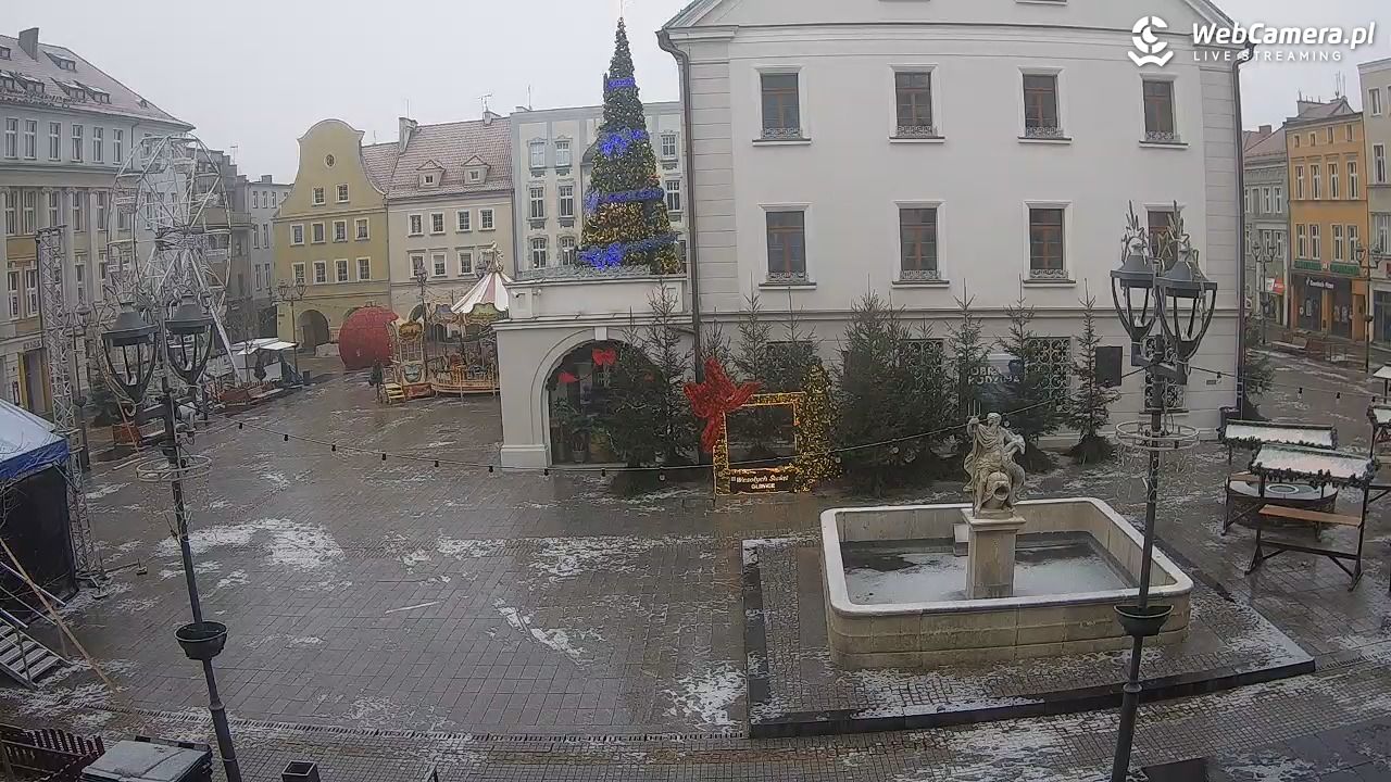 GLIWICE - widok na Rynek - 27 grudzień 2025, 09:45