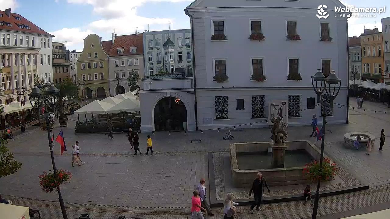 GLIWICE - widok na Rynek - 06 wresień 2026, 14:21