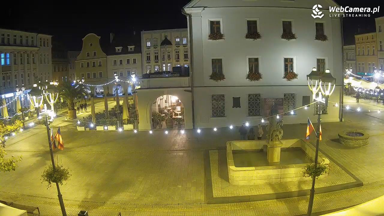 GLIWICE - widok na Rynek - 26 wresień 2025, 19:54