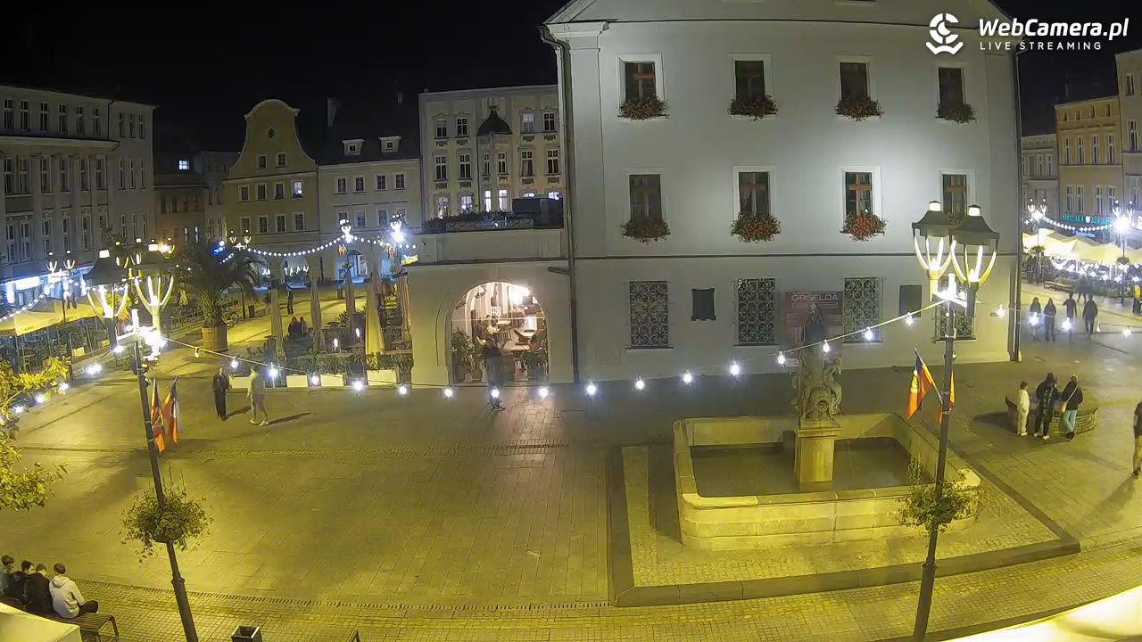 GLIWICE - widok na Rynek - 27 wresień 2025, 21:24