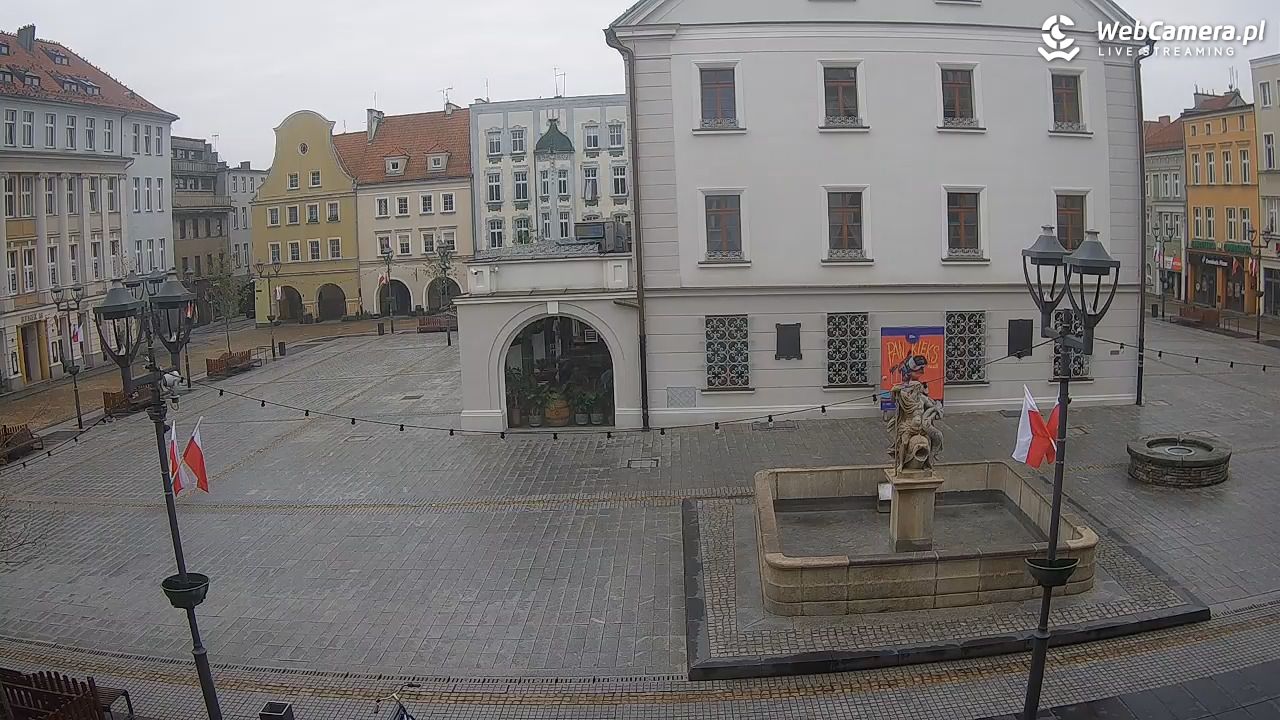 GLIWICE - widok na Rynek - 11 listopad 2025, 08:20