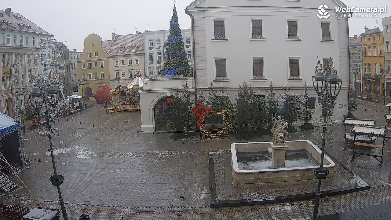 GLIWICE - widok na Rynek - 27 grudzień 2025, 11:16