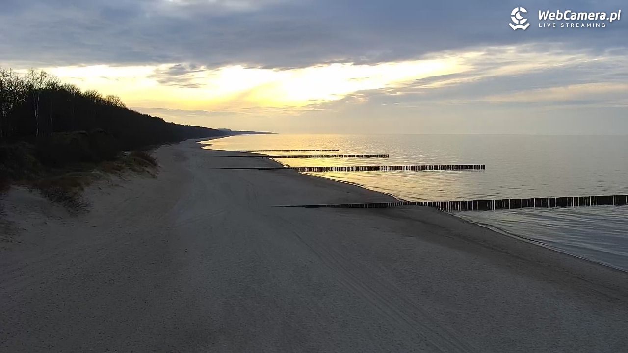 TRZĘSACZ - widok na plażę - 19 marzec 2026, 17:00