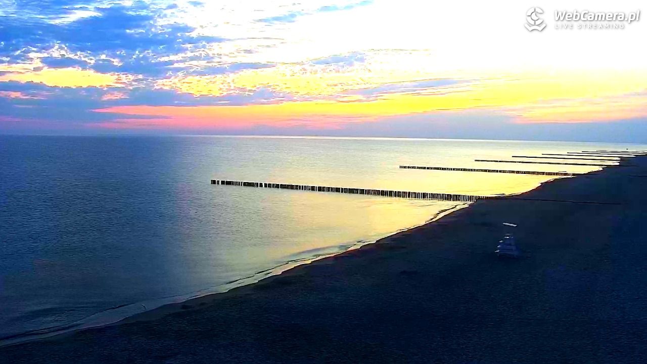 TRZĘSACZ - widok na plażę - 21 czerwiec 2026, 04:01