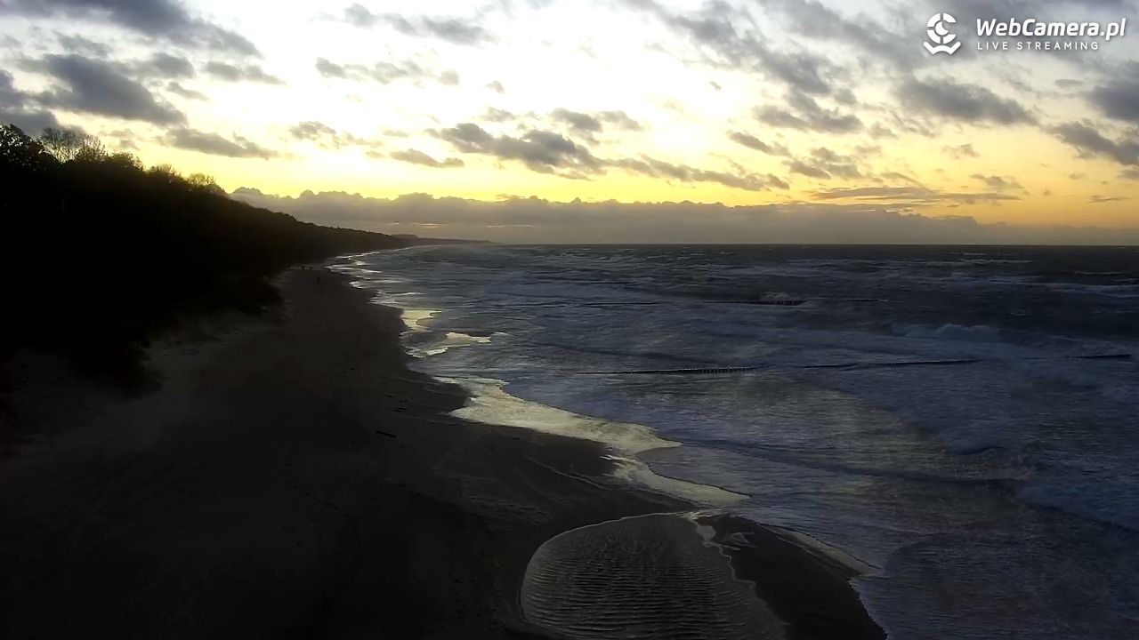 TRZĘSACZ - widok na plażę - 30 październik 2025, 16:34