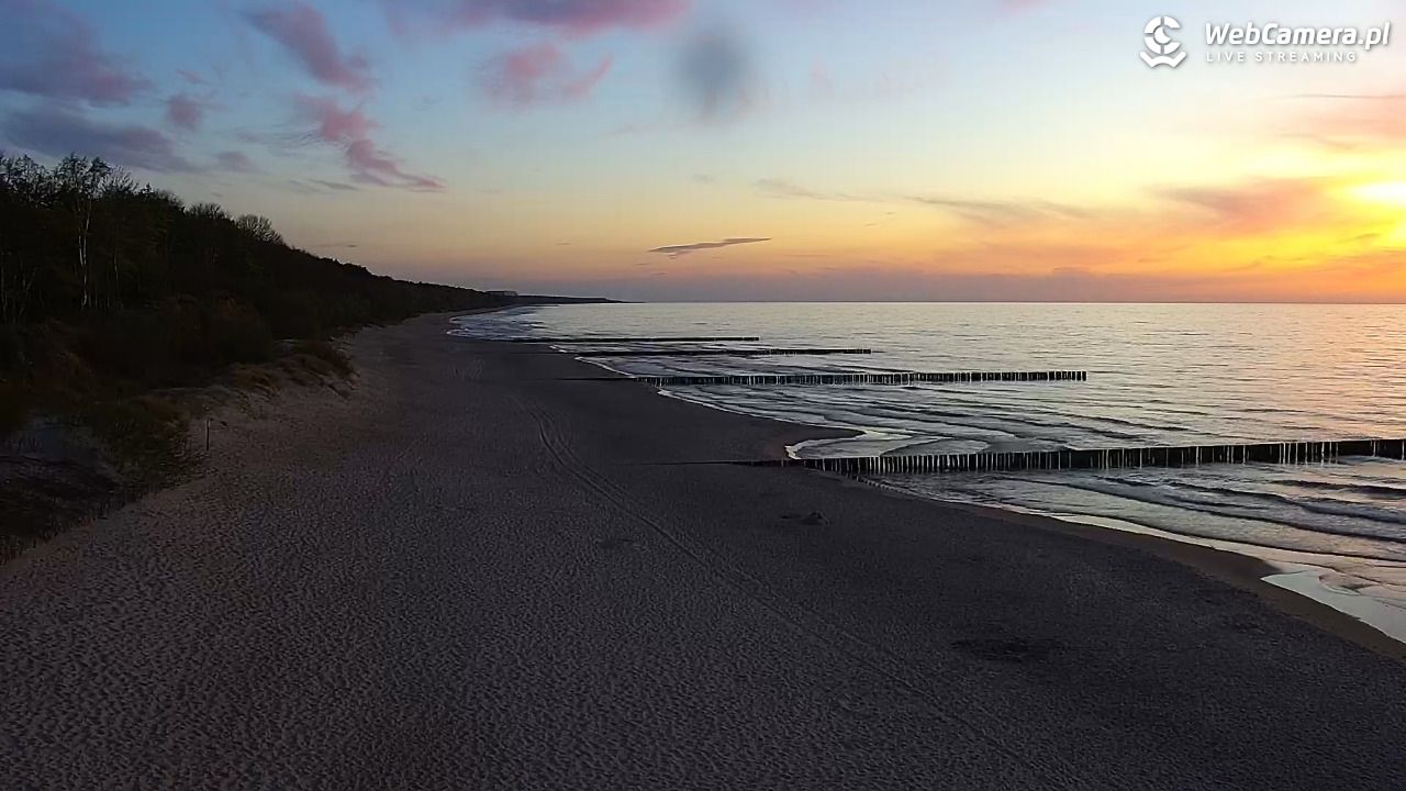 TRZĘSACZ - widok na plażę - 04 maj 2026, 20:56