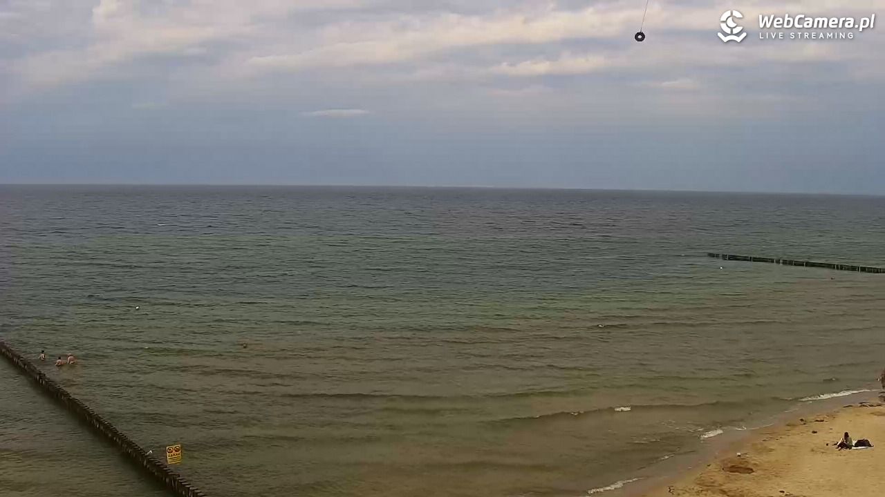 TRZĘSACZ - widok na plażę - 04 sierpień 2026, 15:00