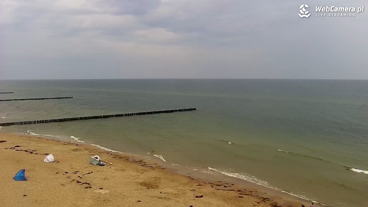 TRZĘSACZ - widok na plażę - 04 sierpień 2026, 13:12
