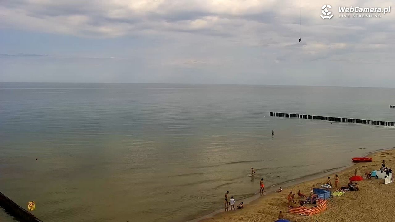 TRZĘSACZ - widok na plażę - 06 sierpień 2026, 10:36