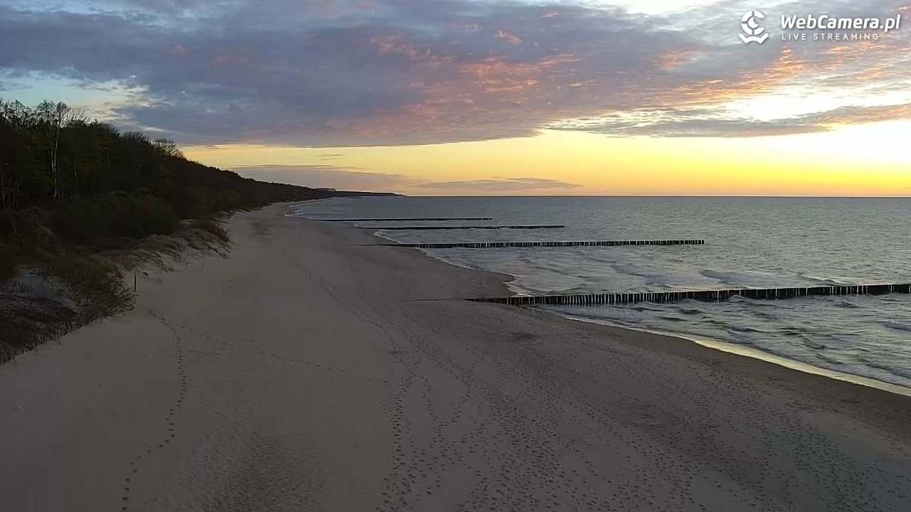 TRZĘSACZ - widok na plażę - 07 maj 2026, 20:43