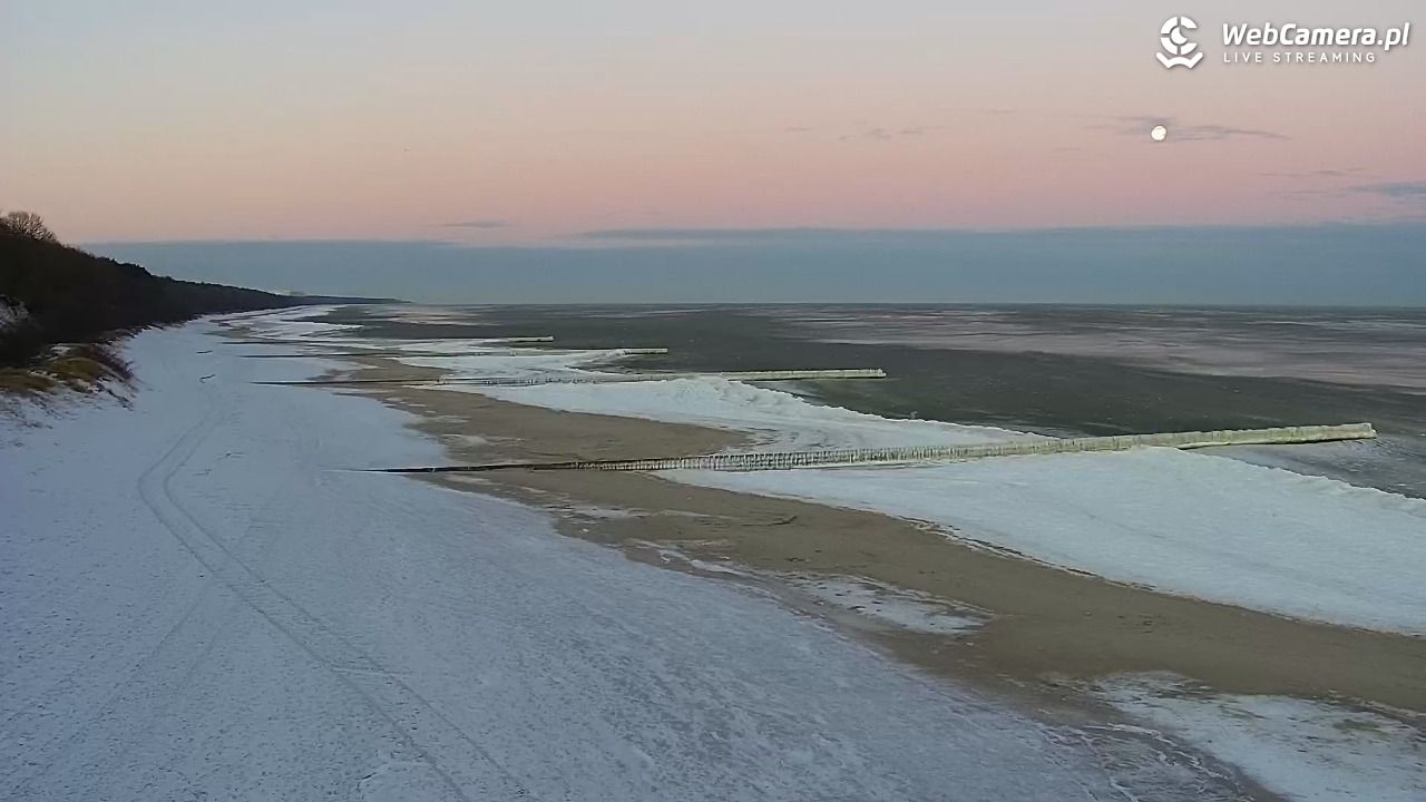 TRZĘSACZ - widok na plażę - 03 luty 2026, 07:37