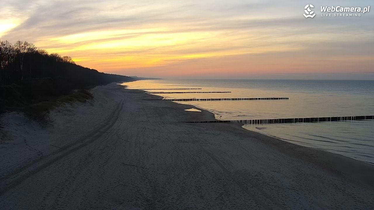 TRZĘSACZ - widok na plażę - 18 grudzień 2025, 15:33